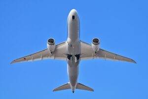 ピッキングがきついと言われる理由は？向いていない人の特徴や年収、仕事のメリット